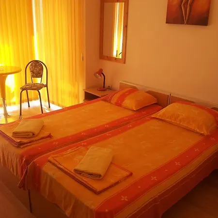 Hébergement de vacances Family Liana Sables d'or